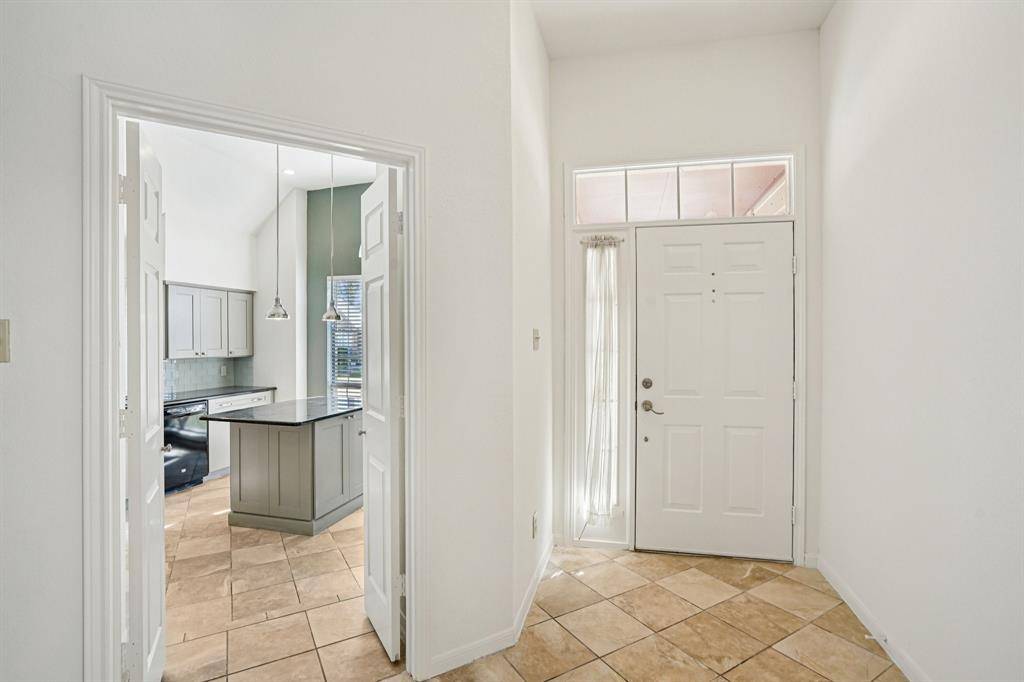 401 Dakota Trail, Irving, TX 75063