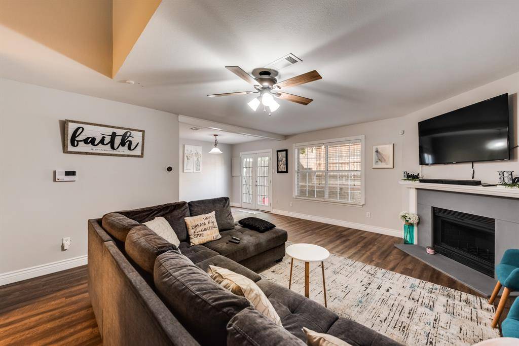 4027 Southern Charm Court, Arlington, TX 76016