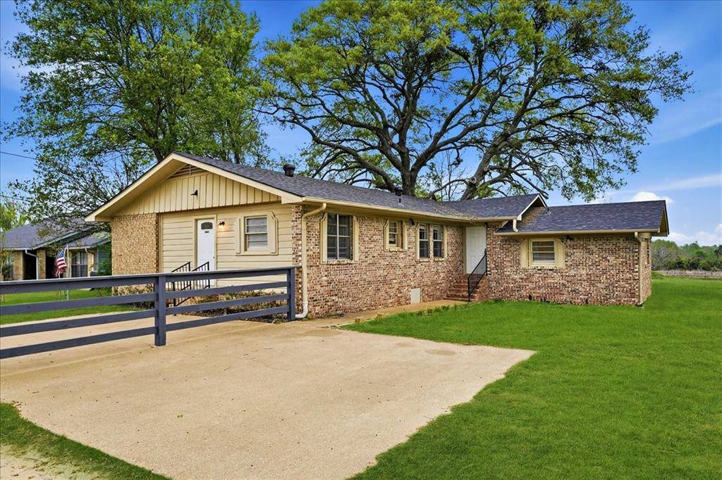 15106 County Road 431, Lindale, TX 75771