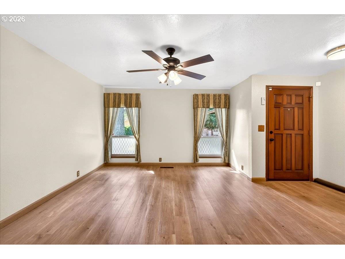 16033 SE RICKSHIRE LN, Milwaukie, OR 97267