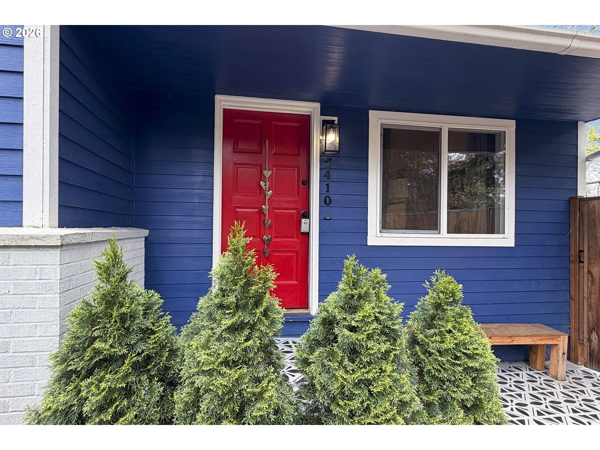 2410 SE TARBELL AVE, Milwaukie, OR 97267