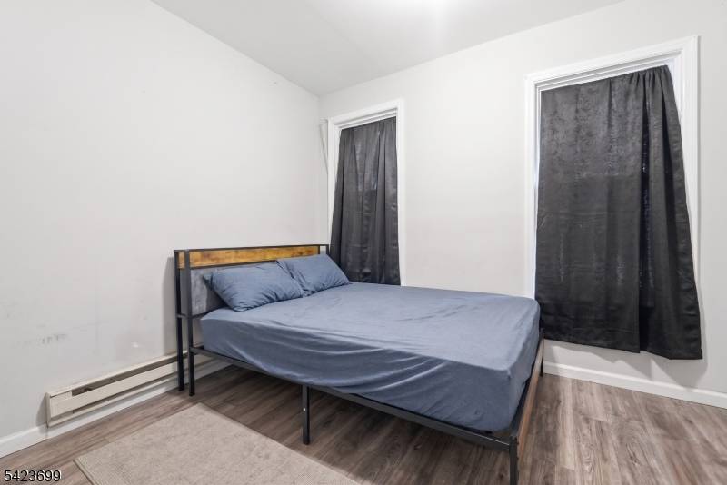 647 S 19Th St, Newark City, NJ 07103