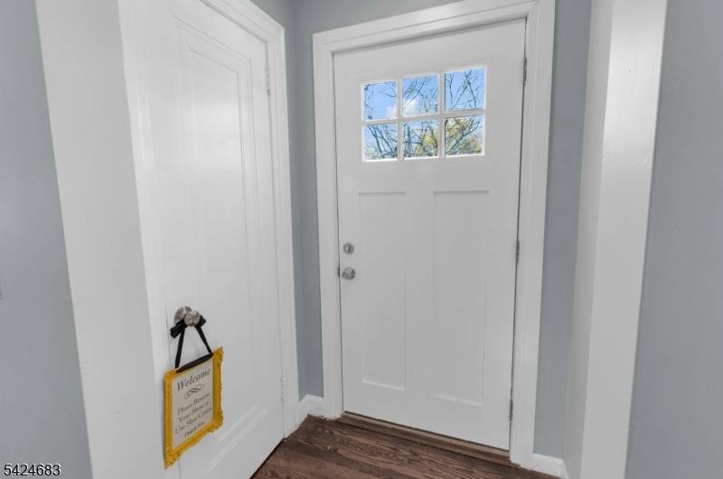 29 Stansfield Pl, North Haledon Boro, NJ 07508