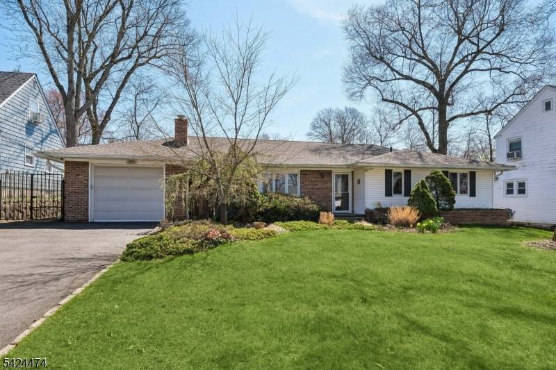 40 Birchwood Ave, West Orange Twp., NJ 07052