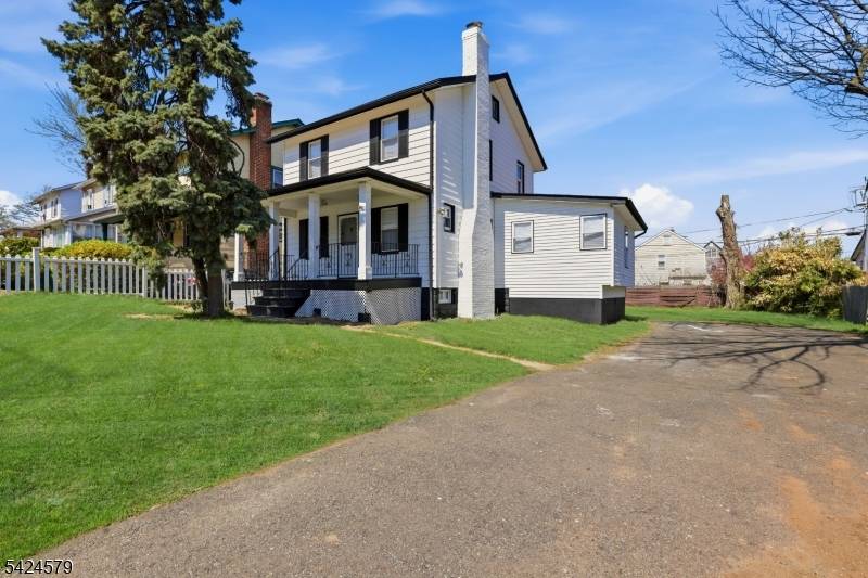 458 Springdale Ave, East Orange City, NJ 07017