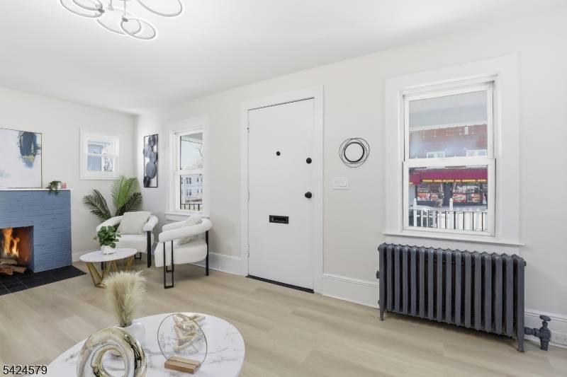 458 Springdale Ave, East Orange City, NJ 07017