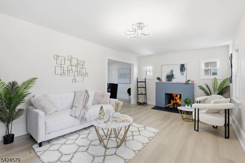 458 Springdale Ave, East Orange City, NJ 07017