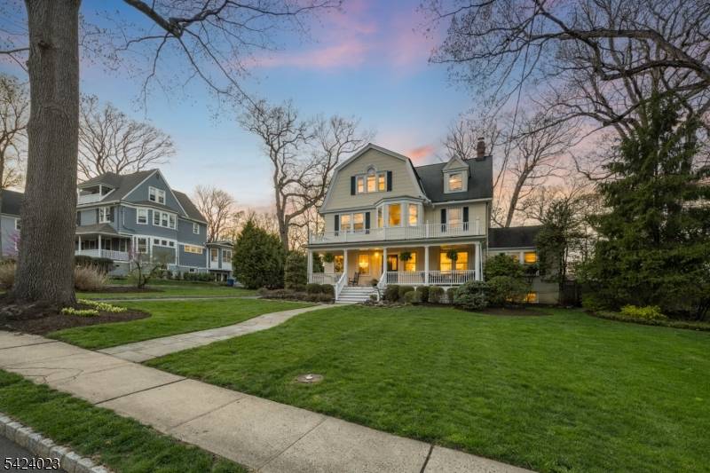 39 Oak Ridge Ave, Summit City, NJ 07901