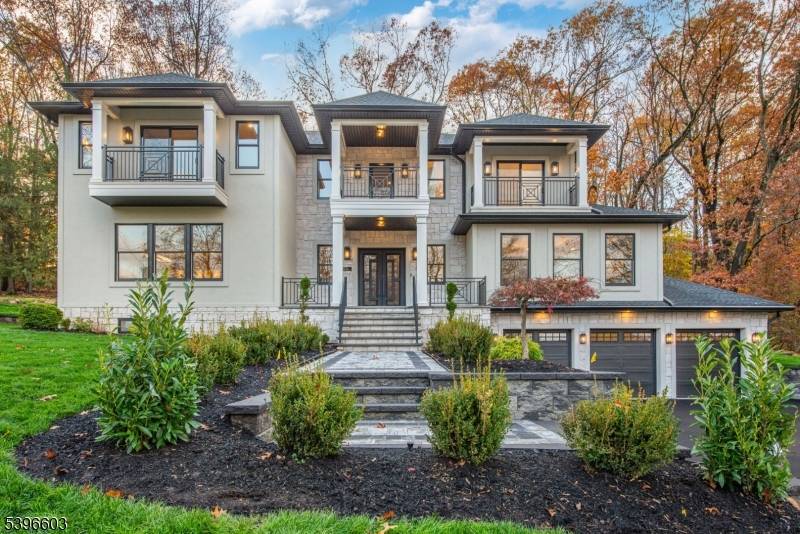 24 Cliffside Dr, Livingston Twp., NJ 07039