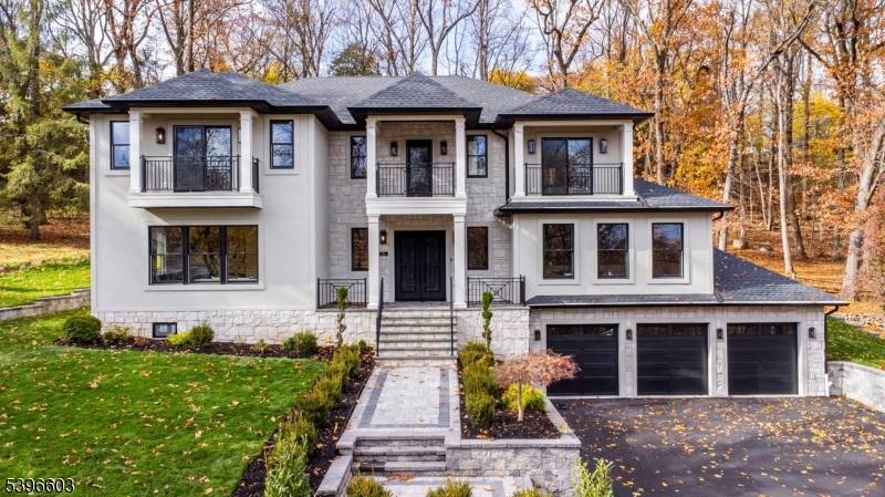 24 Cliffside Dr, Livingston Twp., NJ 07039