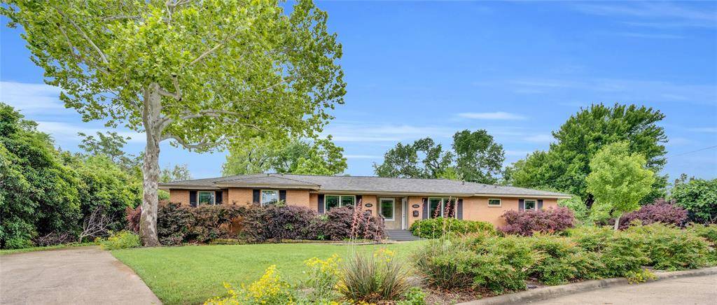 9528 Ash Creek Drive, Dallas, TX 75228