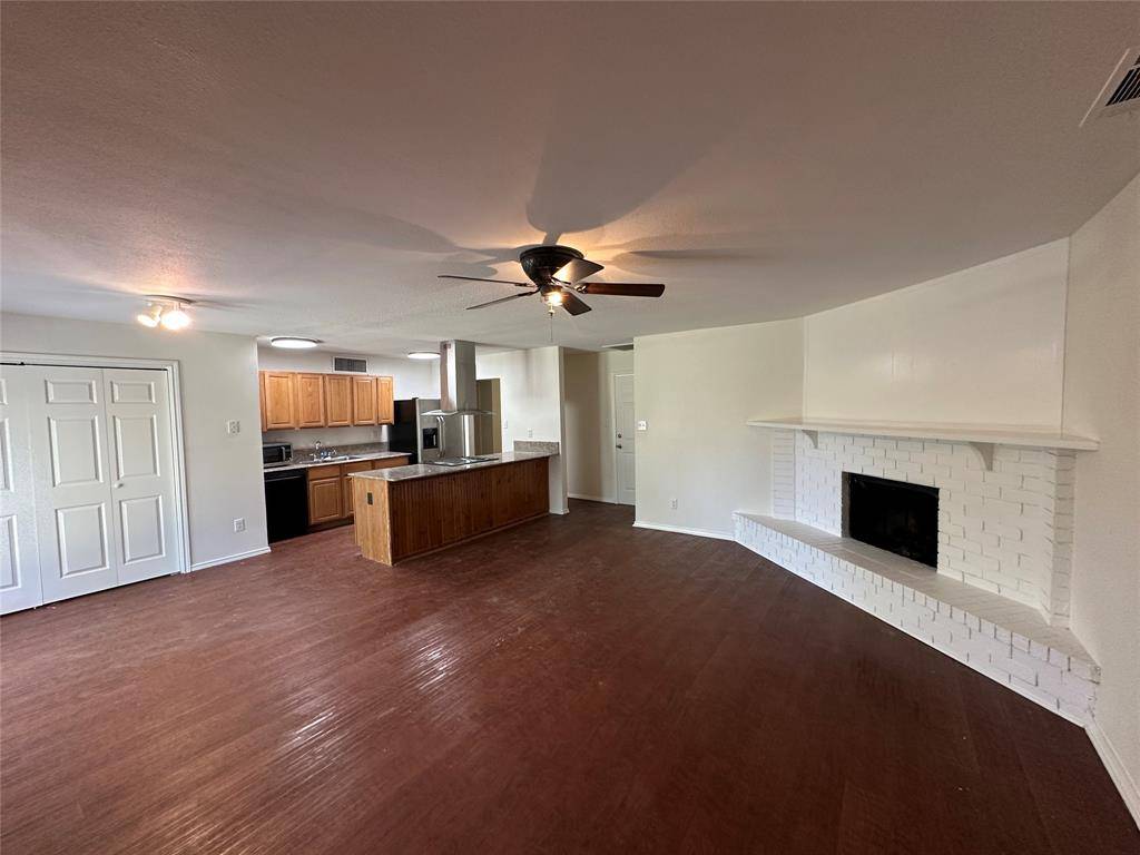 504 Woodcrest Way, Forney, TX 75126