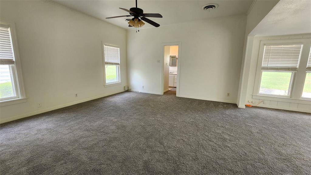 1824 Willowwood Street, Denton, TX 76205