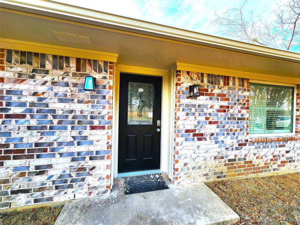 1401 E Sherman Drive, Denton, TX 76209