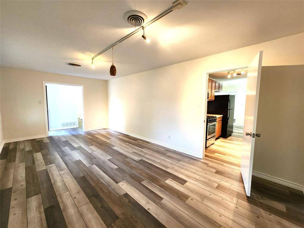 1401 E Sherman Drive, Denton, TX 76209