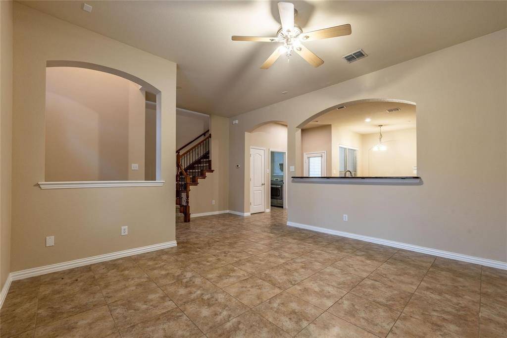 8704 Iron Horse Drive, Irving, TX 75063