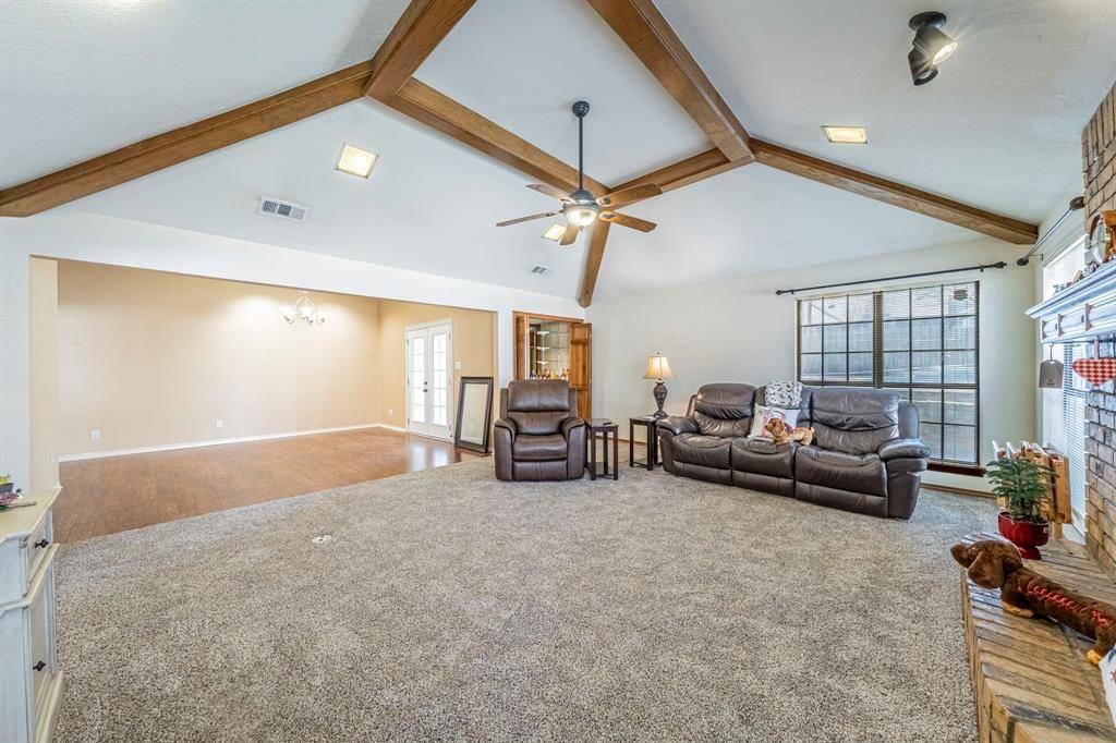 5609 Euclid Drive, Arlington, TX 76013