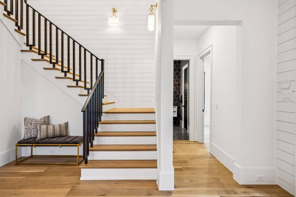 4330 Ridge Road, Dallas, TX 75229