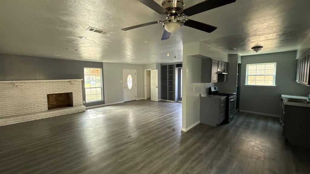 631 Cove Hollow Drive, Dallas, TX 75224