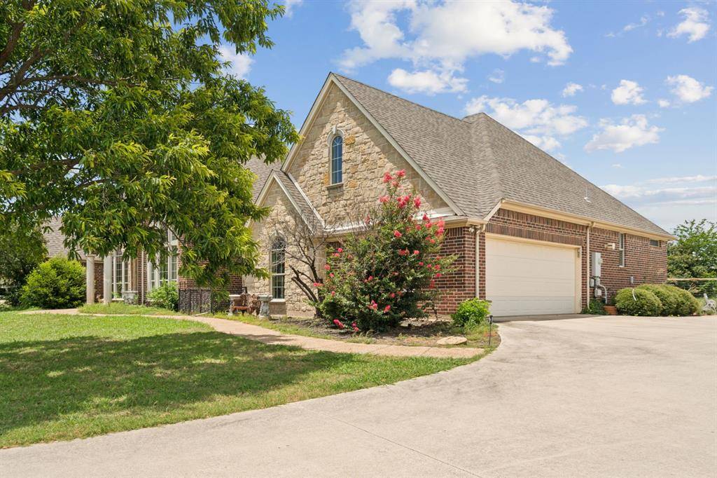 2308 Kella Court, Haslet, TX 76052
