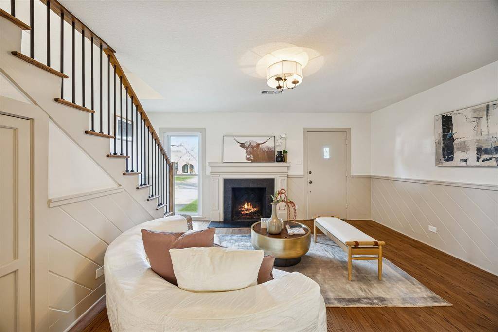 1130 Pioneer Drive, Dallas, TX 75224