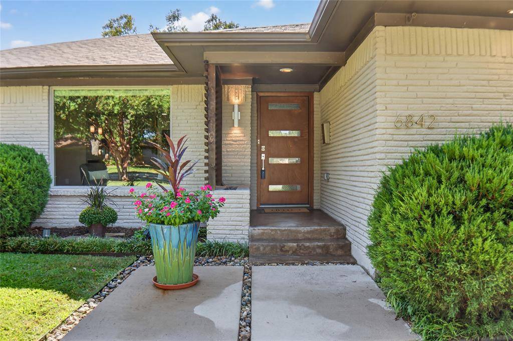 6842 Arboreal Drive, Dallas, TX 75231