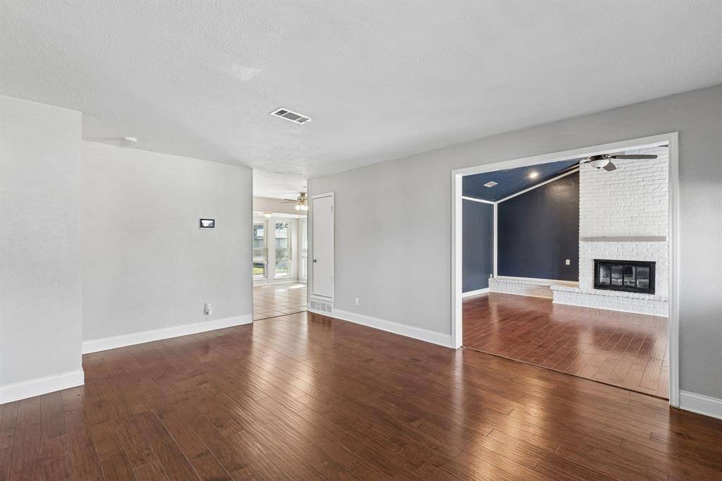 2016 Meadow Lark, Irving, TX 75060