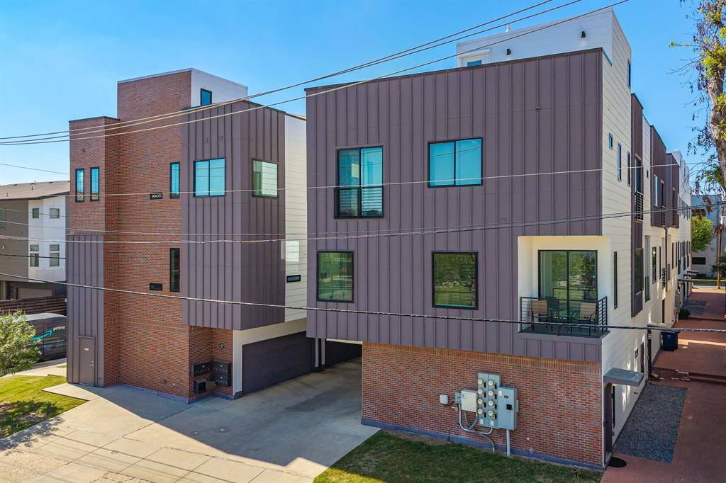 2450 N Garrett Avenue #18, Dallas, TX 75206