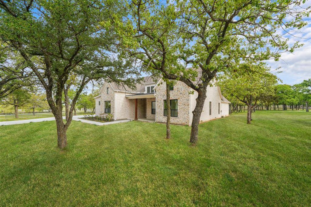 1000 Bluebonnet Ridge, Weatherford, TX 76087