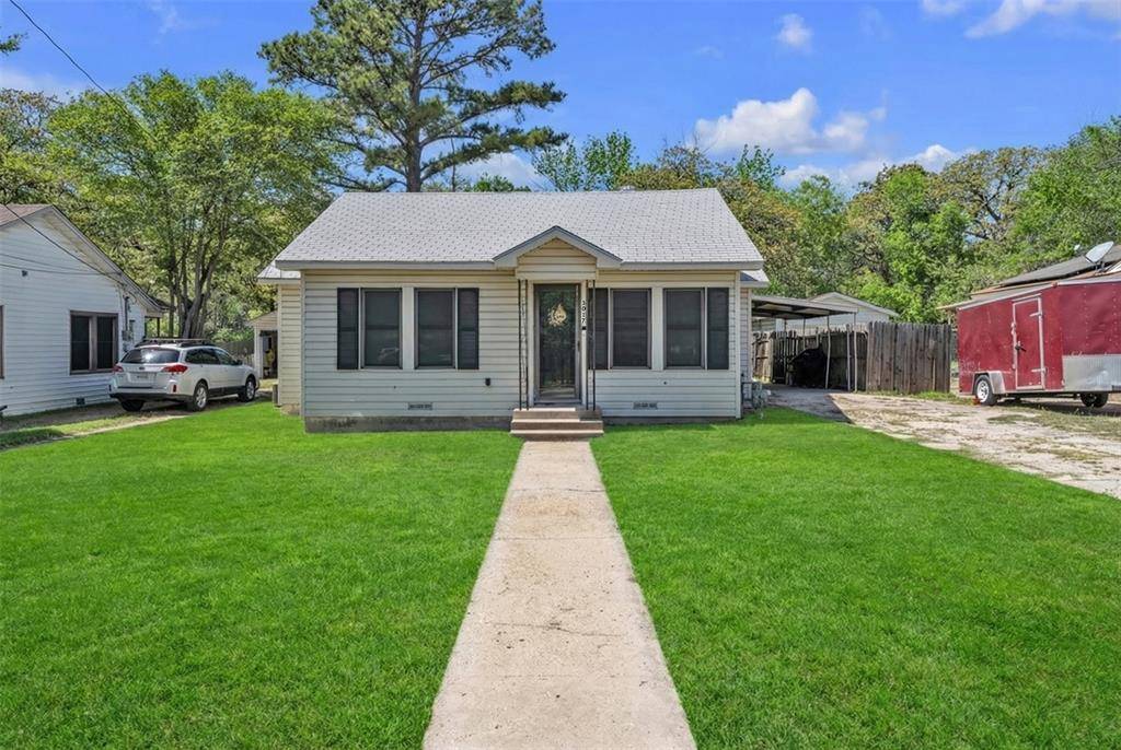 3017 Pueblo Trail, Lake Worth, TX 76135