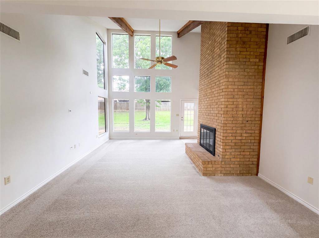 919 Rock Canyon Drive, Duncanville, TX 75137