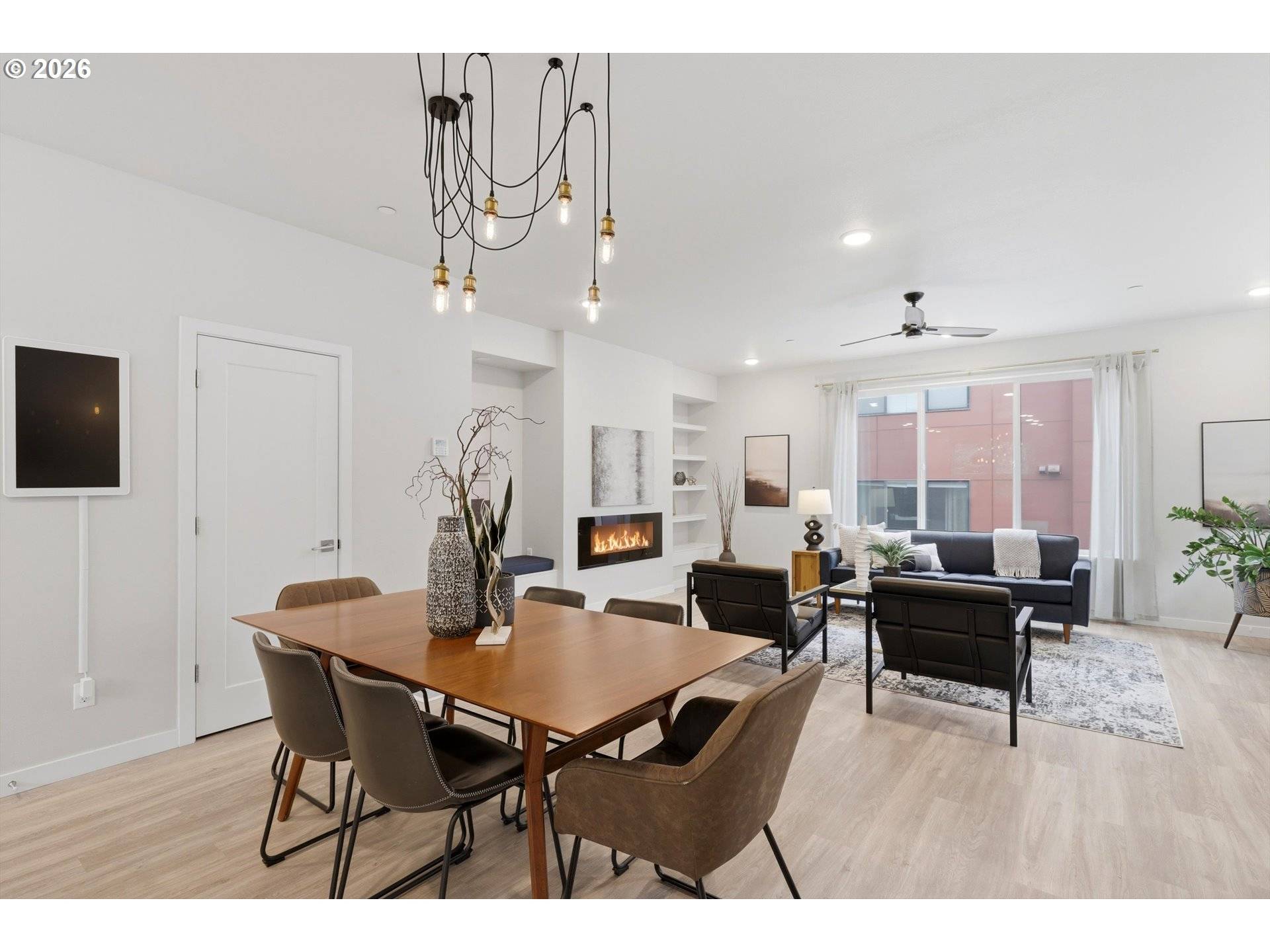 3098 SW Pendleton CT, Portland, OR 97239