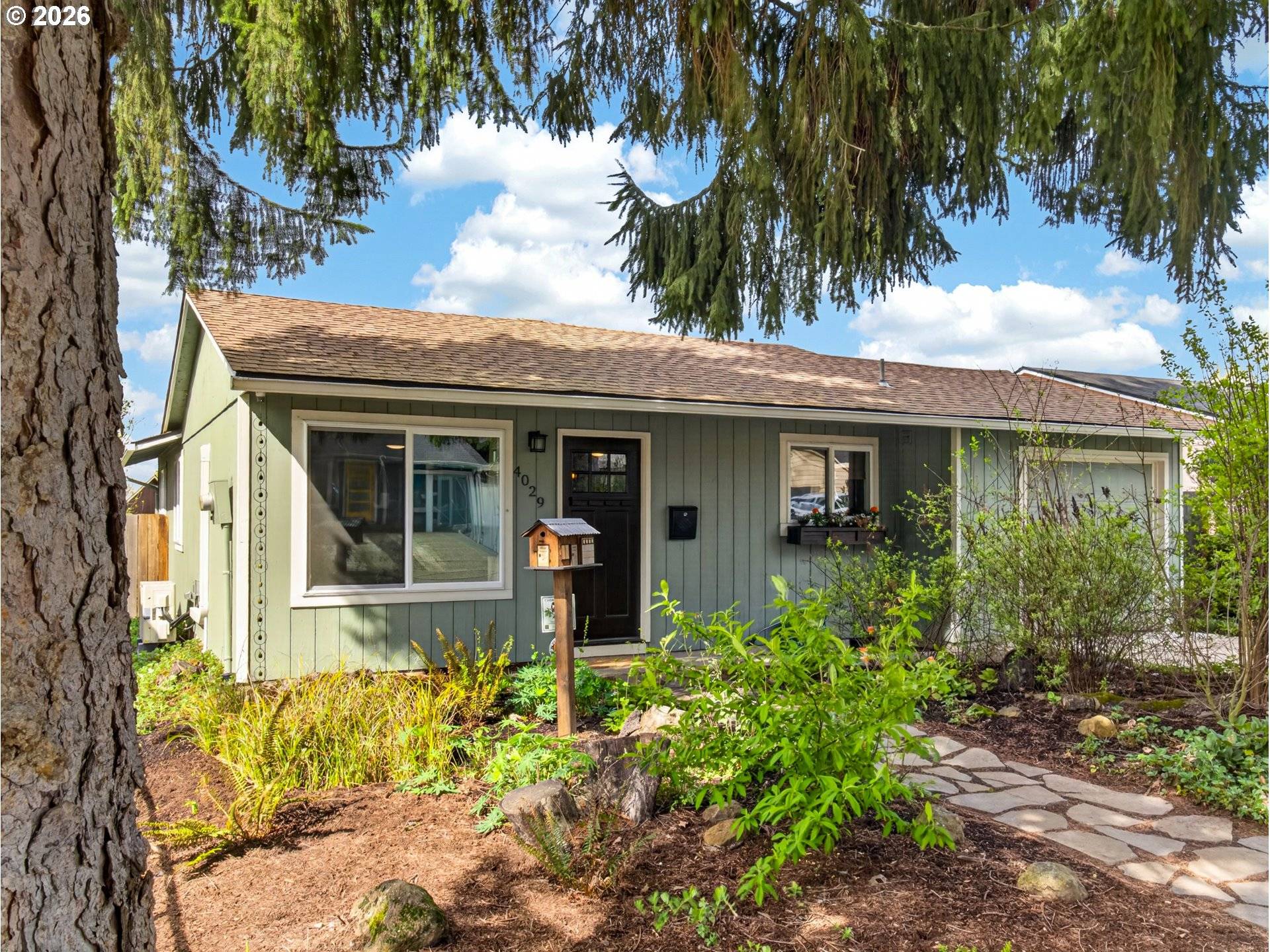 4029 N ATTU ST, Portland, OR 97203