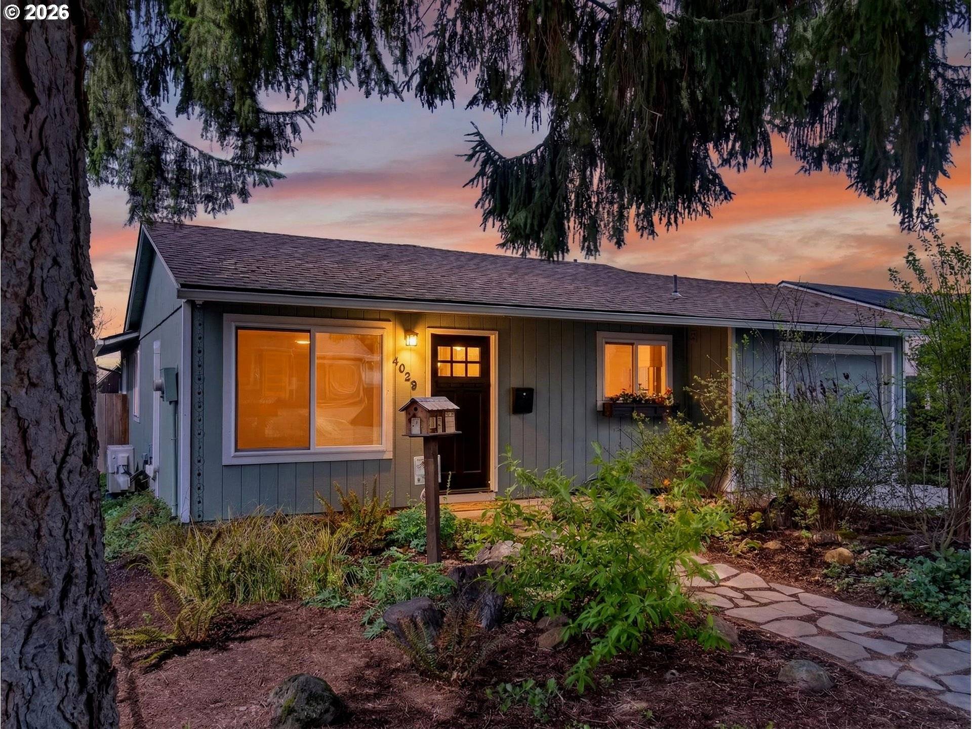 4029 N ATTU ST, Portland, OR 97203