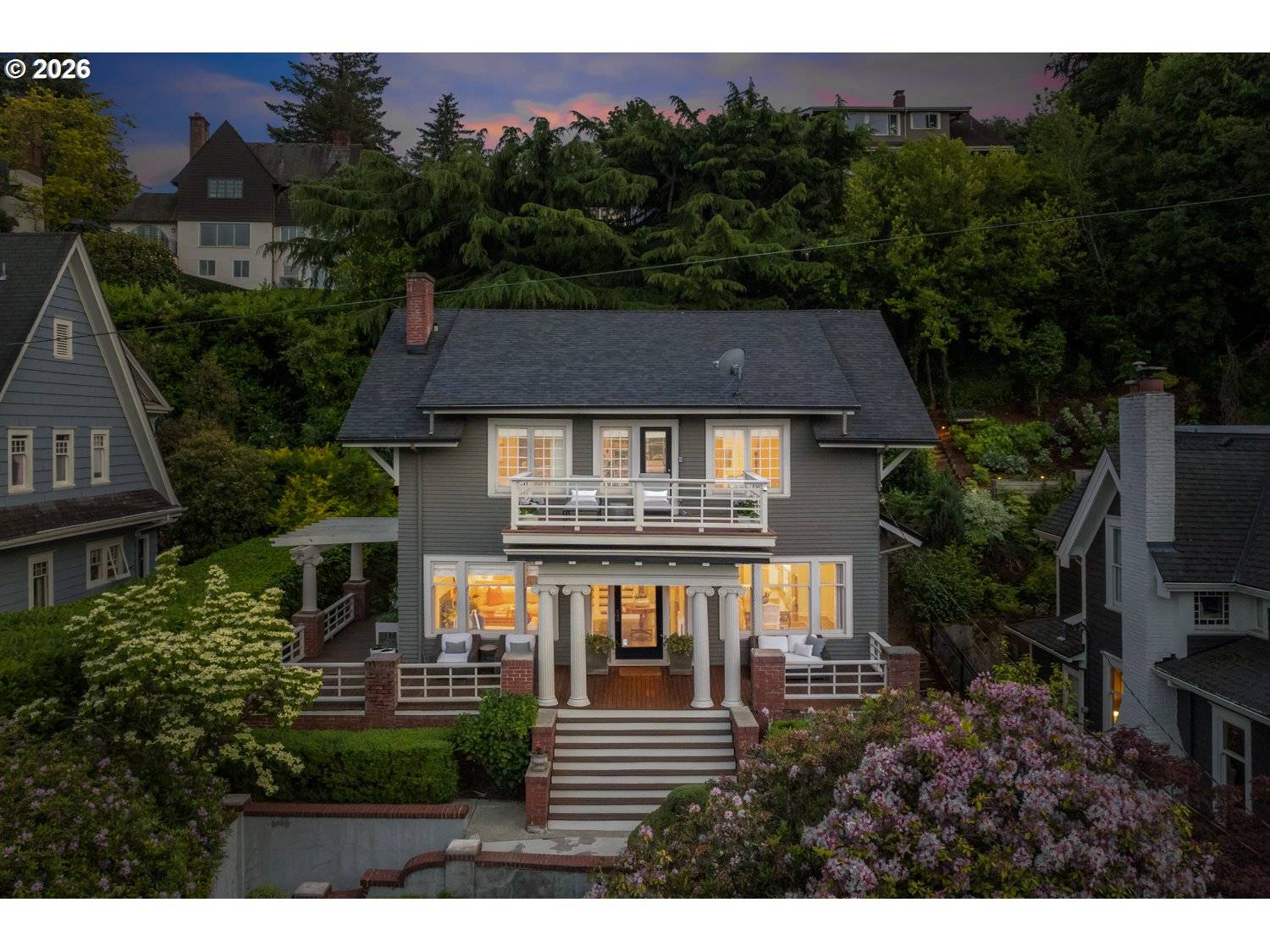 1740 SW ELIZABETH ST, Portland, OR 97201