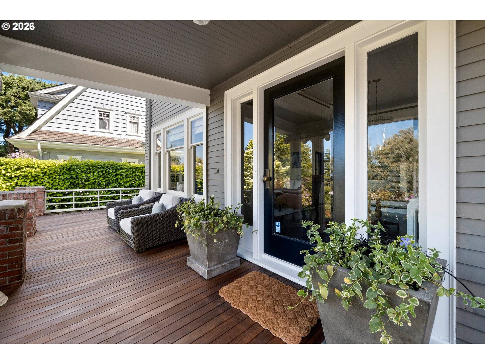 1740 SW ELIZABETH ST, Portland, OR 97201