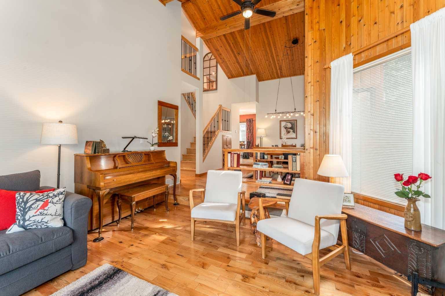 803 Larch PL, Canmore, AB T1W 1S4