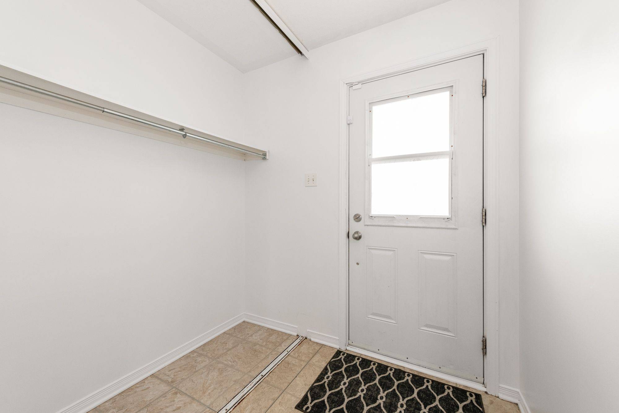 17 Johnston ST, Carleton Place, ON K7C 4R7