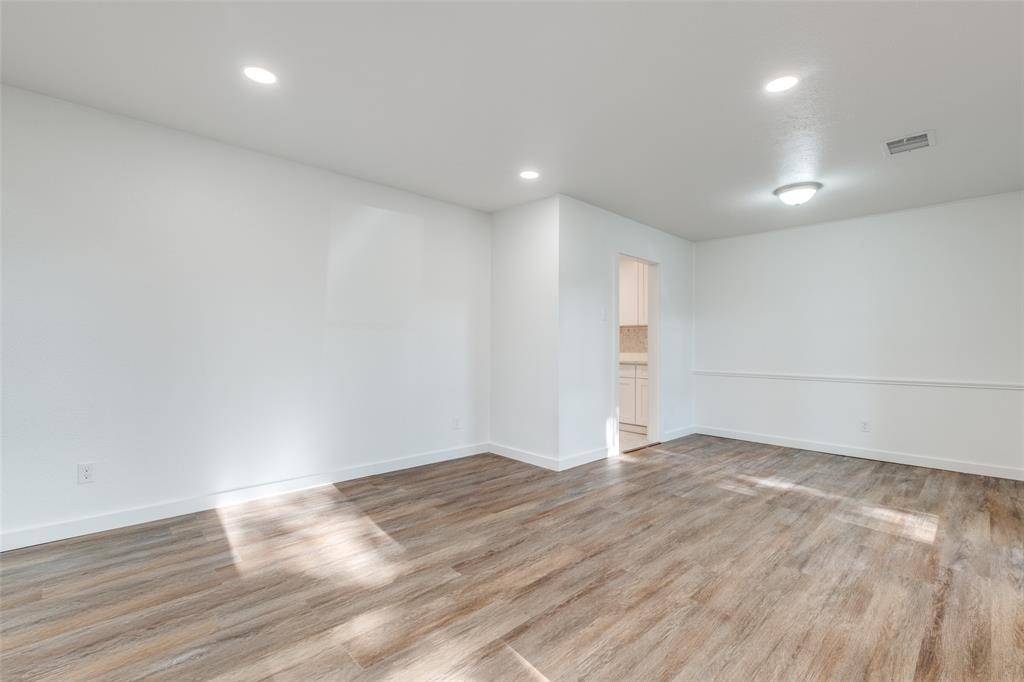 8507 Baumgarten Drive, Dallas, TX 75228