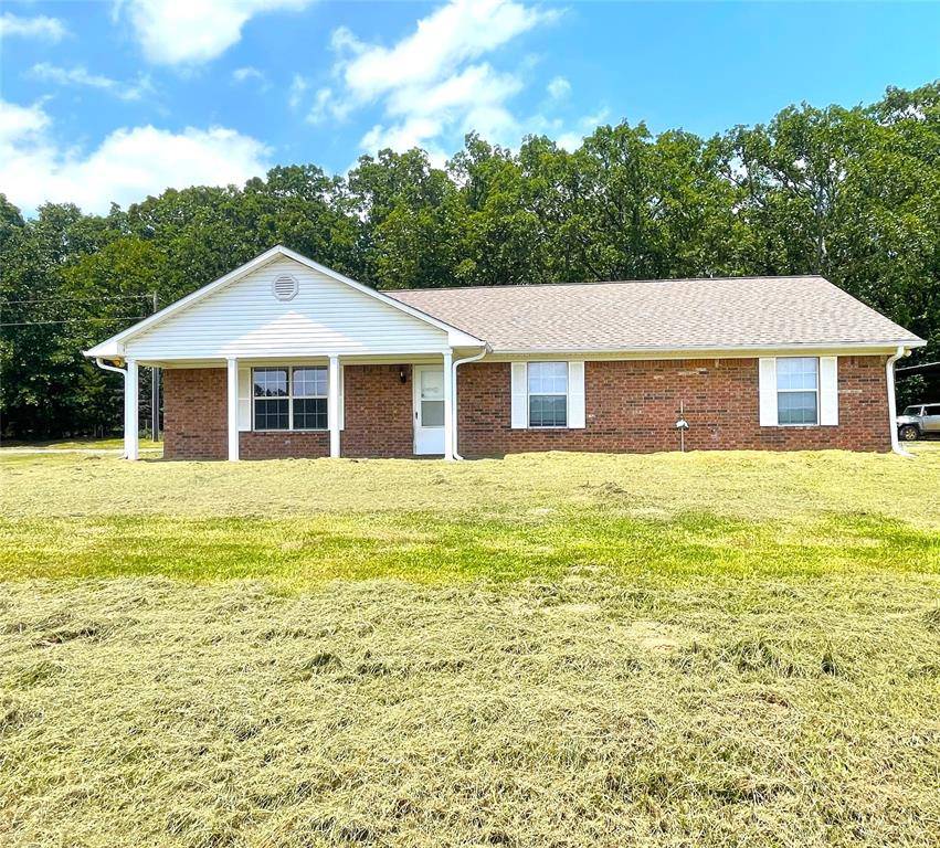 180 CR 3320 Road, Avery, TX 75554