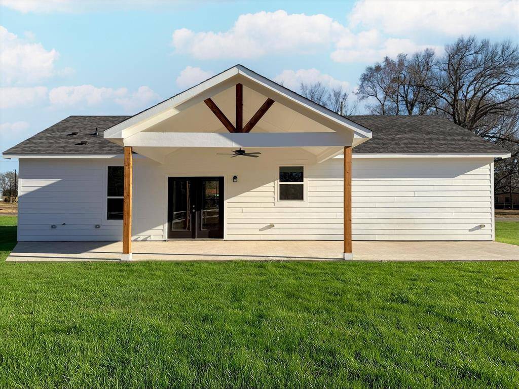 695 Ravine Street, Emory, TX 75440