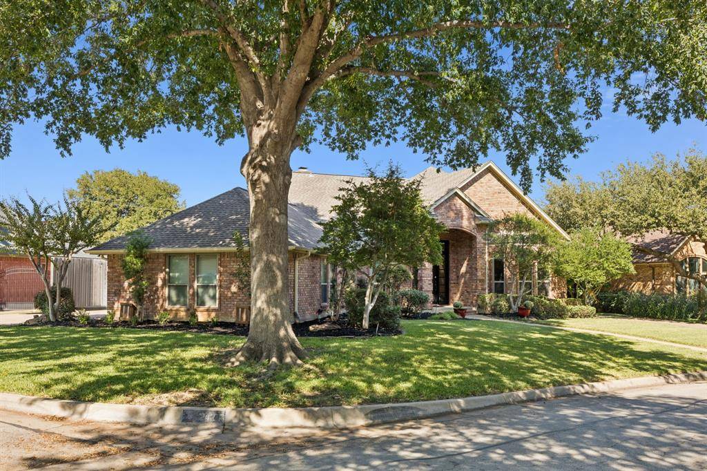 2424 Cross Timbers Trail, Arlington, TX 76006