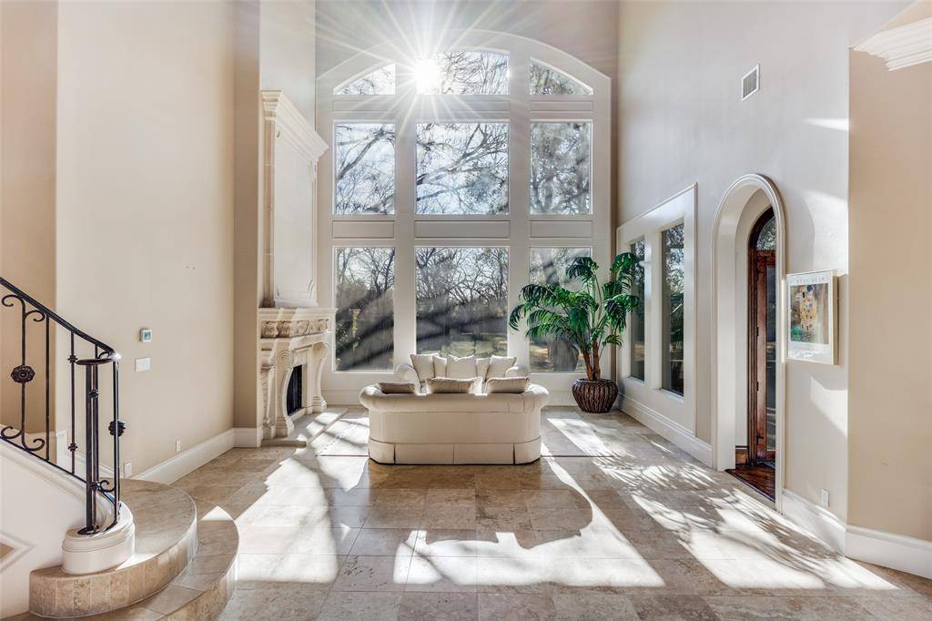 10750 Welch Road, Dallas, TX 75229