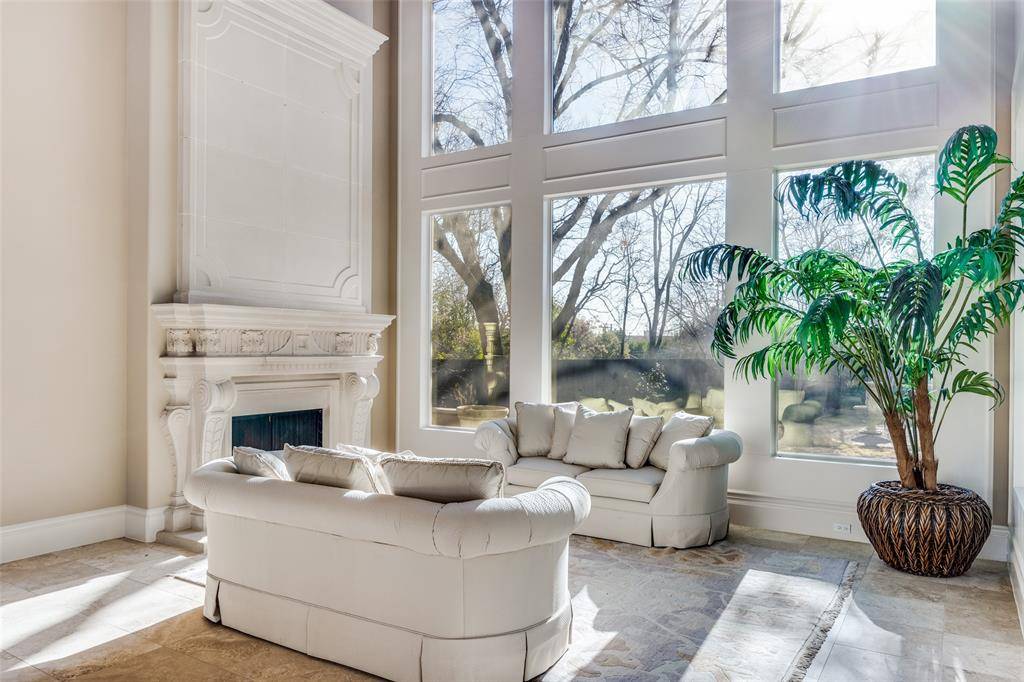 10750 Welch Road, Dallas, TX 75229