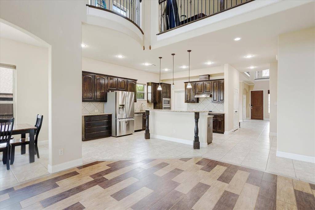 1104 Seclusion Cove Drive, Mckinney, TX 75072