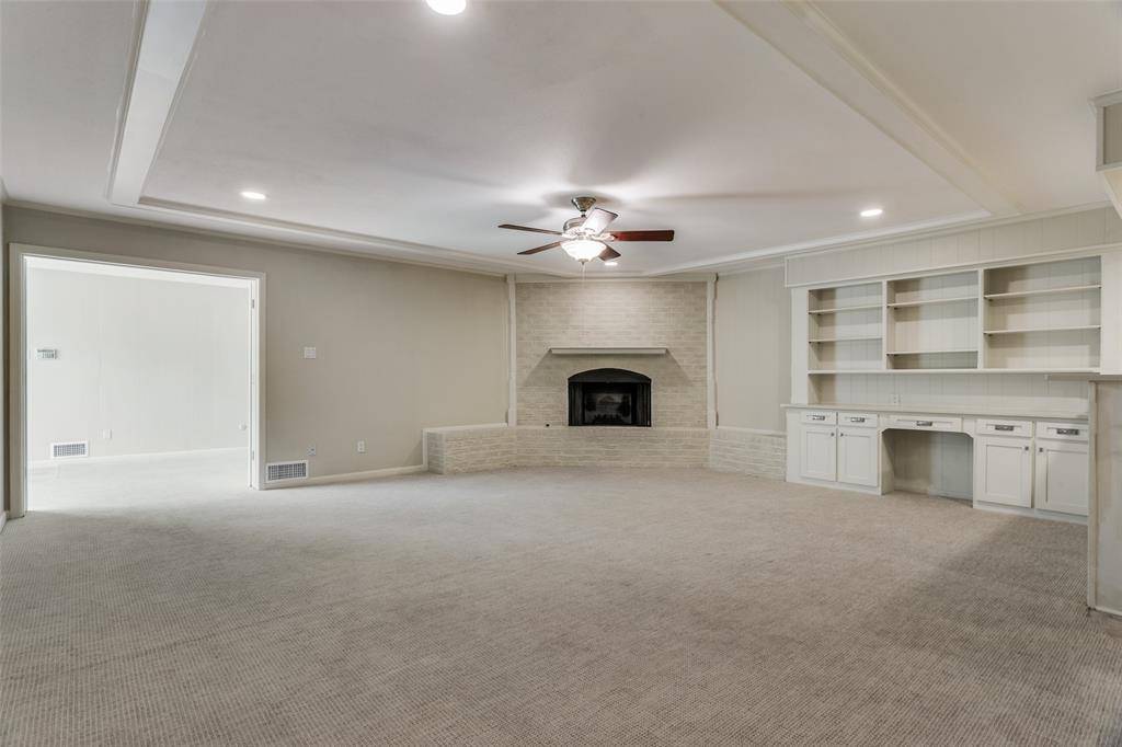 5120 Lovell Avenue, Fort Worth, TX 76107