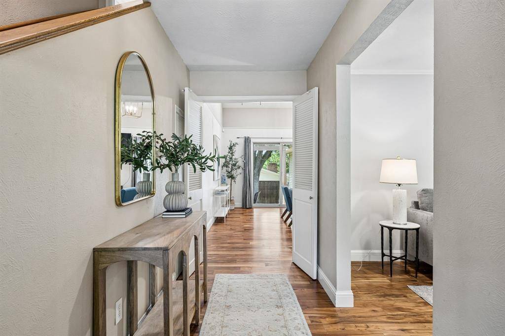 9611 Larchcrest Drive, Dallas, TX 75238