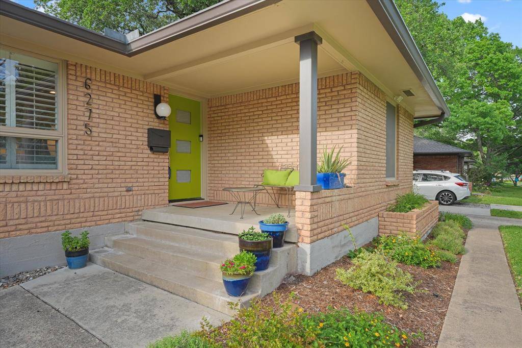 6275 Saratoga Circle, Dallas, TX 75214