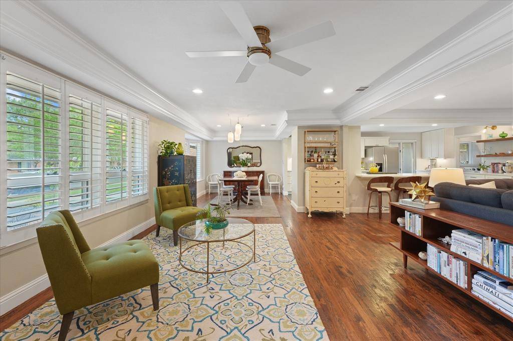 6275 Saratoga Circle, Dallas, TX 75214