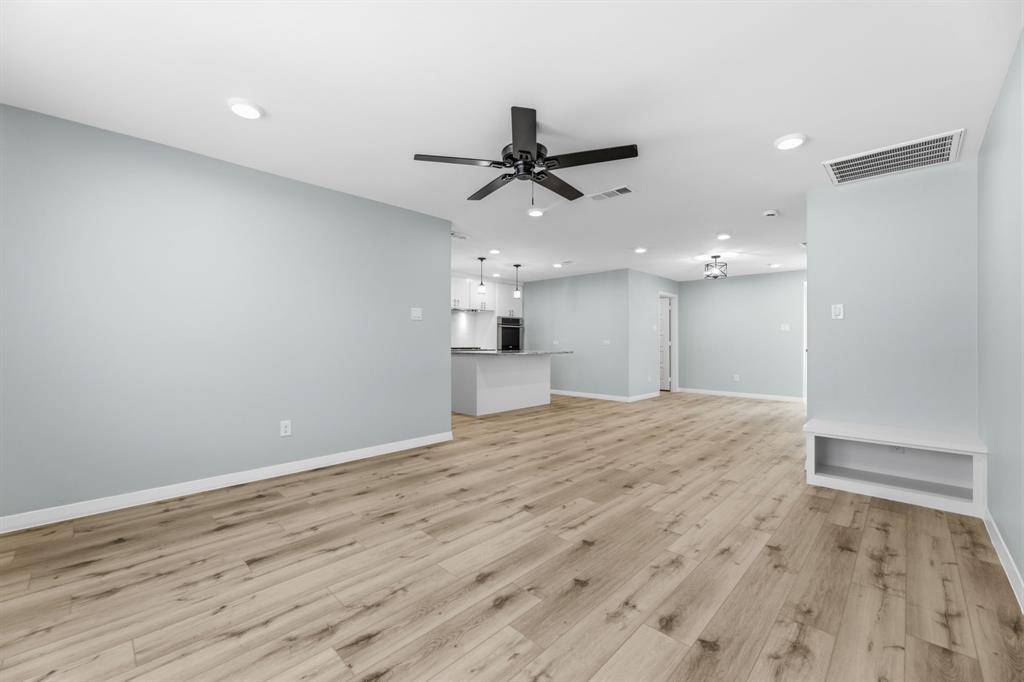 617 Truman Street, Arlington, TX 76011